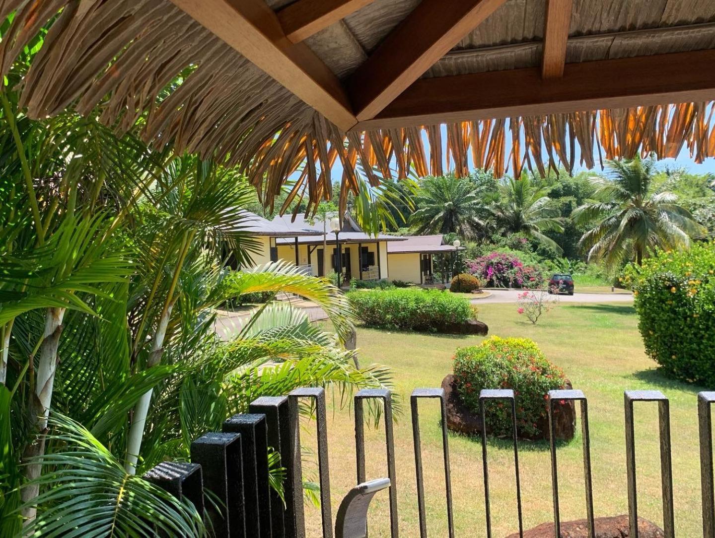 Lodges Balourou Remire-Montjoly Exteriör bild